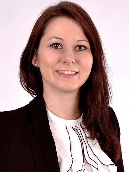 Stefanie aus Neuenstein