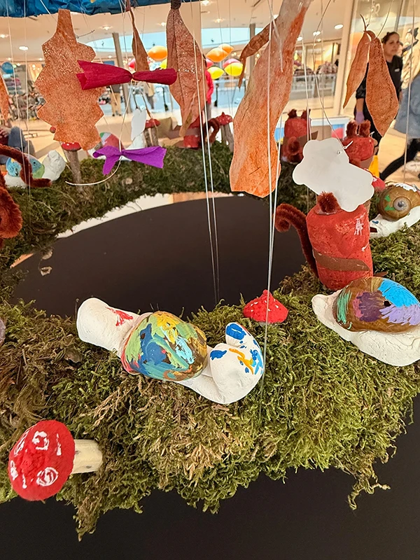 Kinder dekoriert unser Ö!